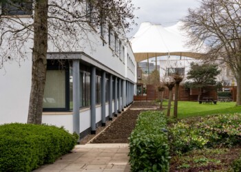 Landscaped exterior of Milton Park units landscaped exterior of milton park units