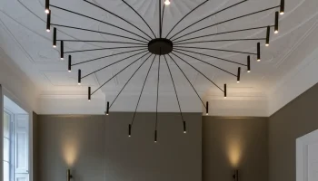 Modern chandelier against period plasterwork modern chandelier in georgian townhouse