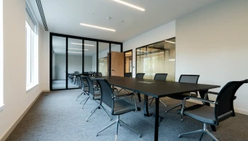 Meeting room with glass partition in ground floor office Arlington Square Meeting room with glass partition in ground floor office Arlington Square